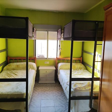 Apartamento En Playa De Gandia المظهر الخارجي الصورة
