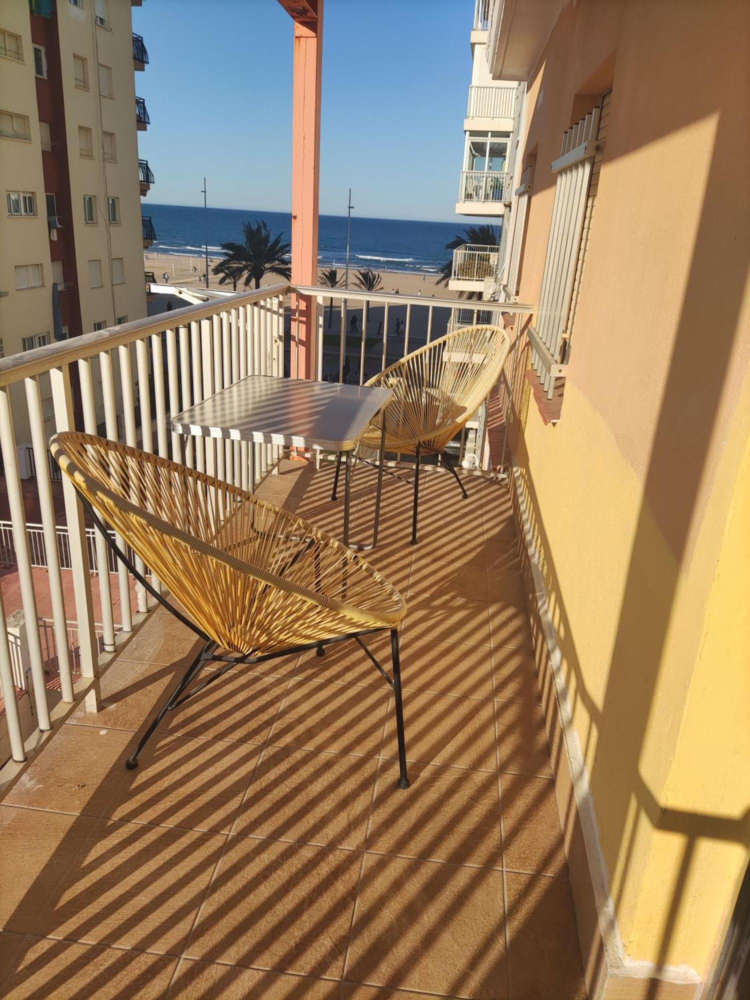 Apartamento En Playa De Gandia المظهر الخارجي الصورة